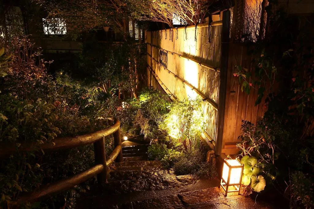 Hotel Tsuki No Koigokoro Hakone