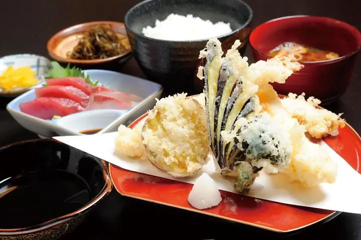 Hotel Tsuki No Koigokoro Hakone